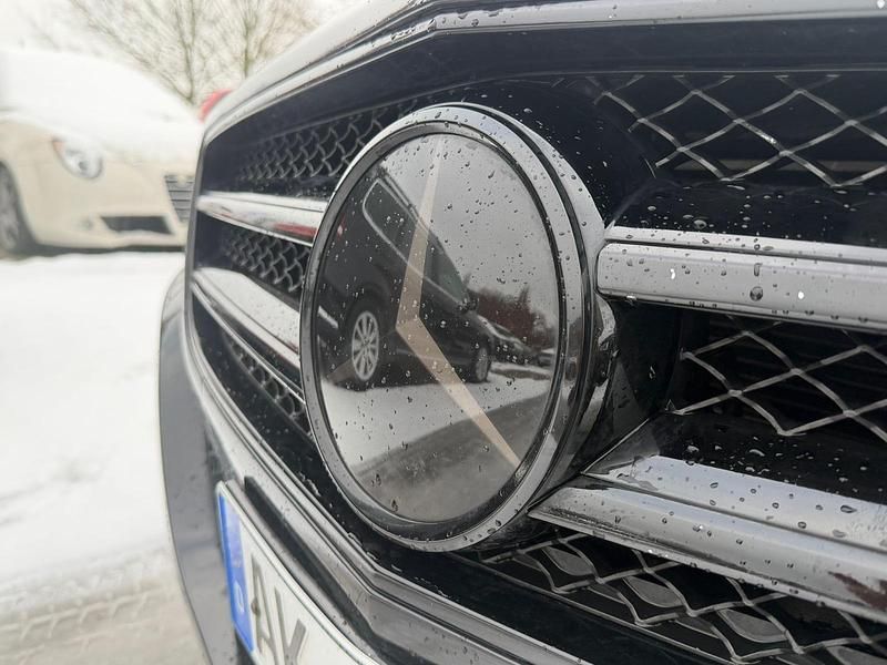 Gebraucht Mercedes CLS350 267 PS (196 kW) 2011 Schwarz Limousine