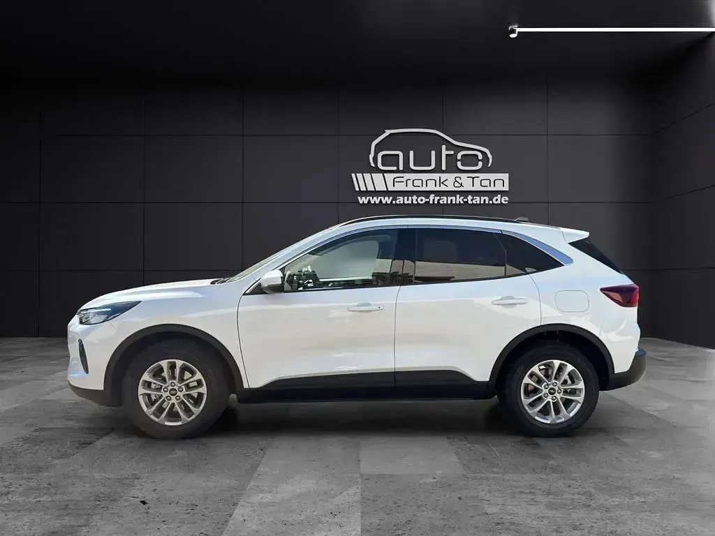 Neu Ford Kuga Titanium 186 PS (136 kW) 2026 Weiß SUV