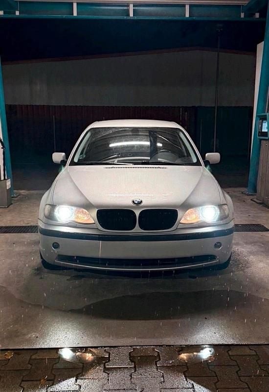 Gebraucht BMW 320 170 PS (125 kW) 2002 Silber Limousine