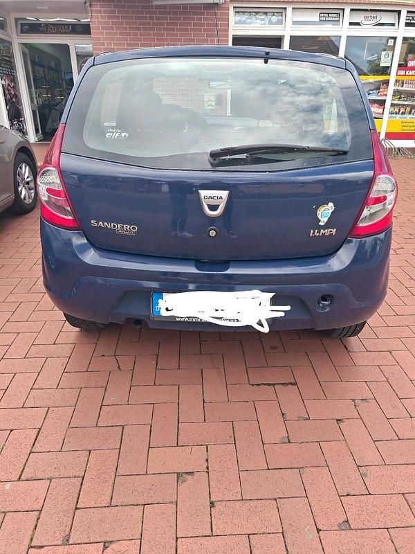 Gebraucht 2009 Dacia Sandero Kleinwagen | 1.100 € - Bild 1/4