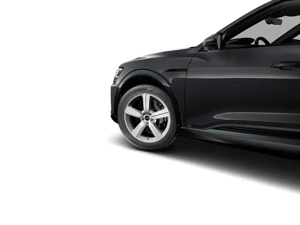 Second-hand Audi Q8 e-tron Advanced Plus 250 kW (340 CP) 2023 Gri SUV