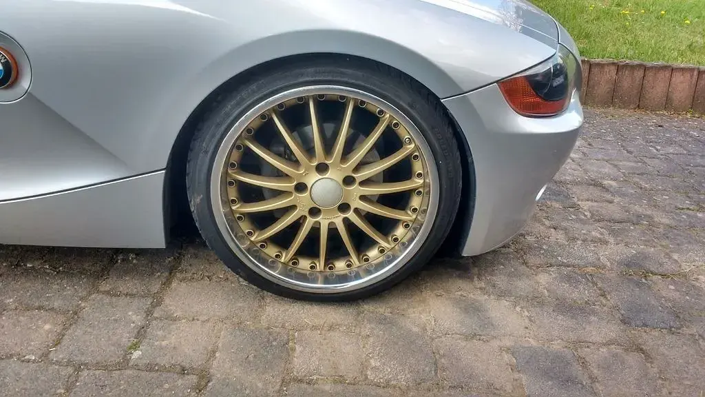 Gebraucht BMW Z4 Sport Line 192 PS (141 kW) 2004 Silber Cabrio