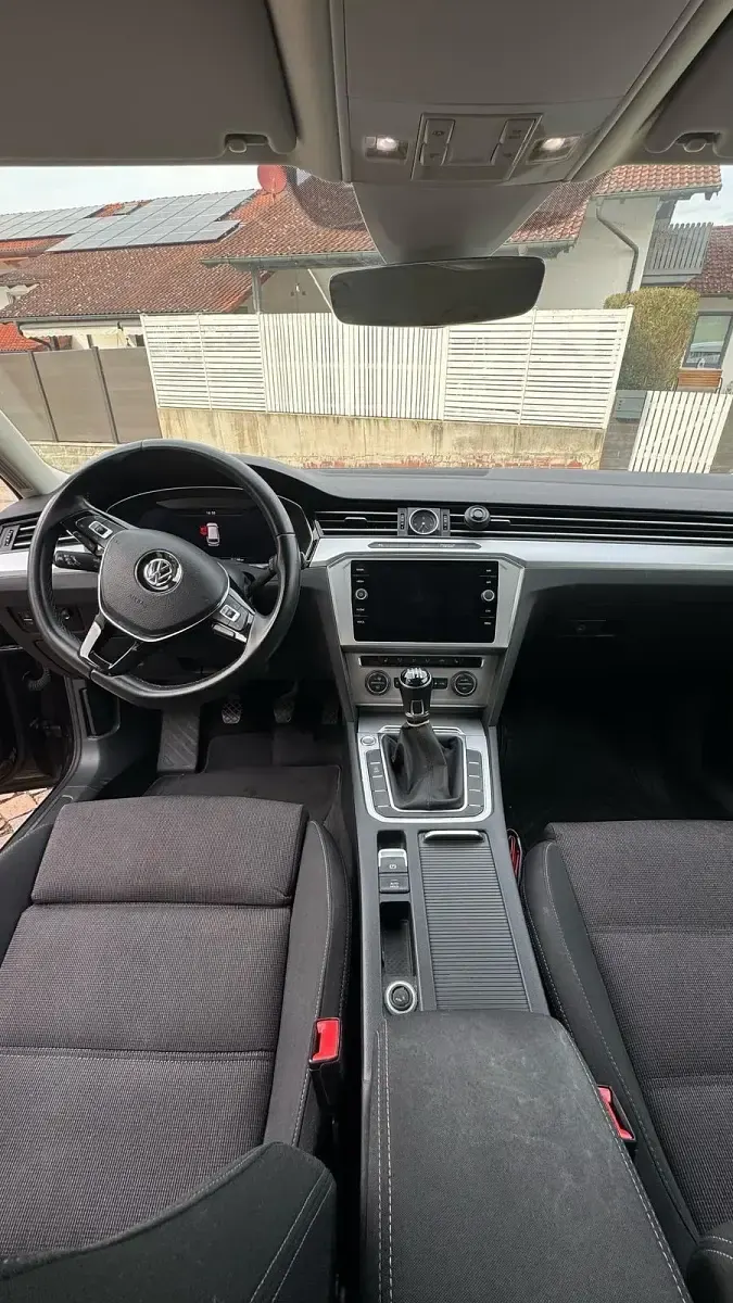Gebraucht VW Passat 150 PS (110 kW) 2018 Andere farben Kombi