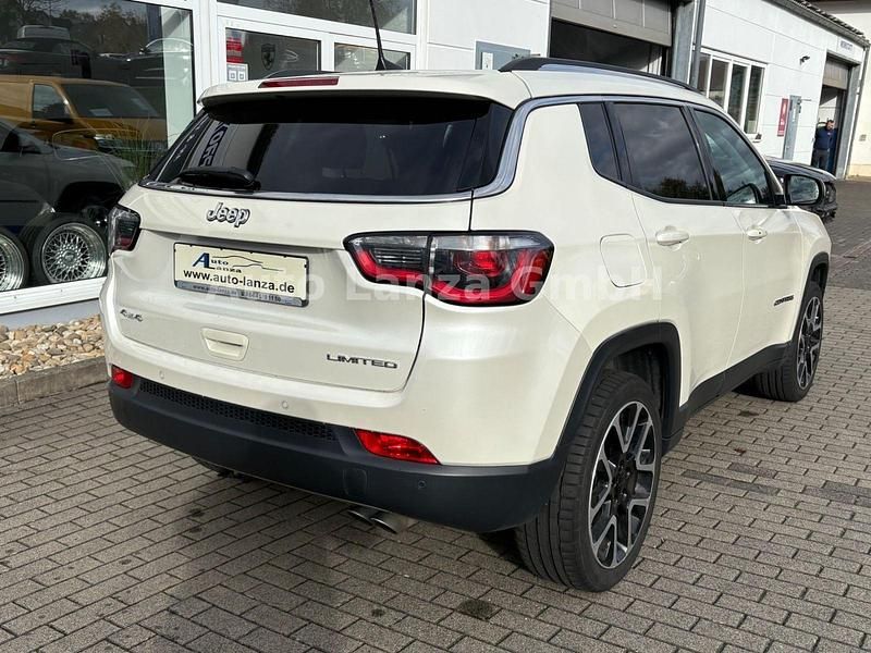 Gebraucht Jeep Compass Limited 170 PS (125 kW) 2018 Weiß SUV