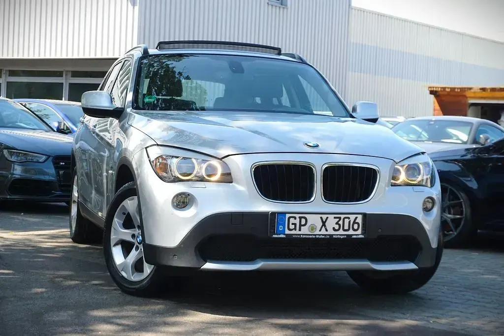 Gebraucht BMW X1 Sport Line 177 PS (130 kW) 2010 Silber SUV