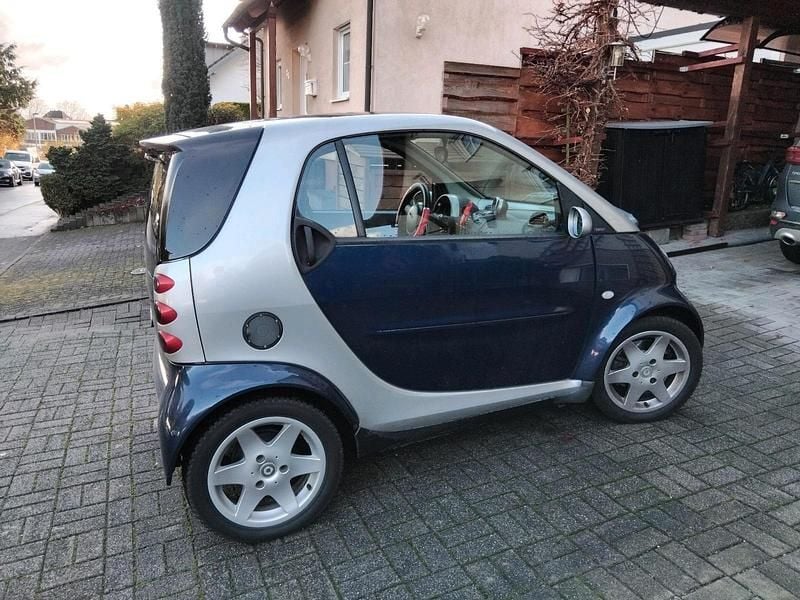 Blau Gebraucht 2003 Smart ForTwo Coupé Passion Coupé | 1.600 € (Fairer Preis) - Bild 1/4