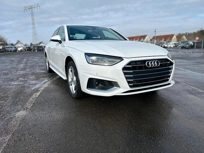 Gebraucht Audi A4 204 PS (150 kW) 2021 Weiß Limousine