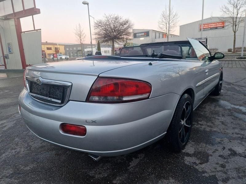 Gebraucht Chrysler Sebring Cabriolet 203 PS (149 kW) 2001 Grau Cabrio