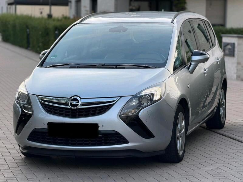 Silber Gebraucht 2012 Opel Zafira Sport Van / Kleinbus | 4.900 € (Guter Preis) - Bild 1/4