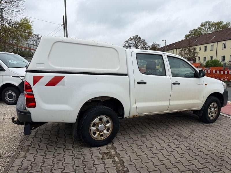 Gebraucht Toyota HiLux 144 PS (105 kW) 2013 Weiß Pickup