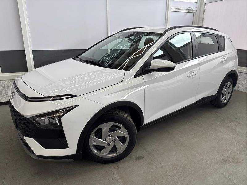 Weiss saw Neu 2025 Hyundai Bayon Life SUV | 22.339 € (Guter Preis) - Bild 1/4
