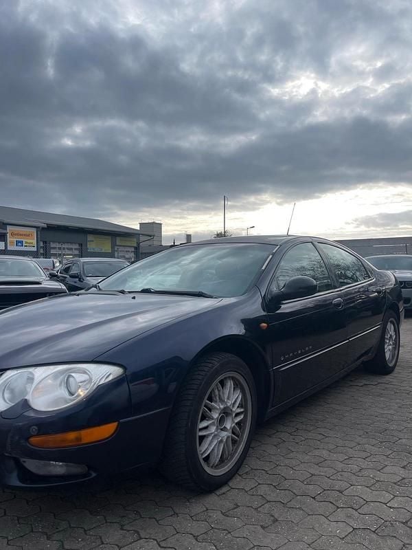 Gebraucht Chrysler 300M 251 PS (184 kW) 1999 Blau Limousine