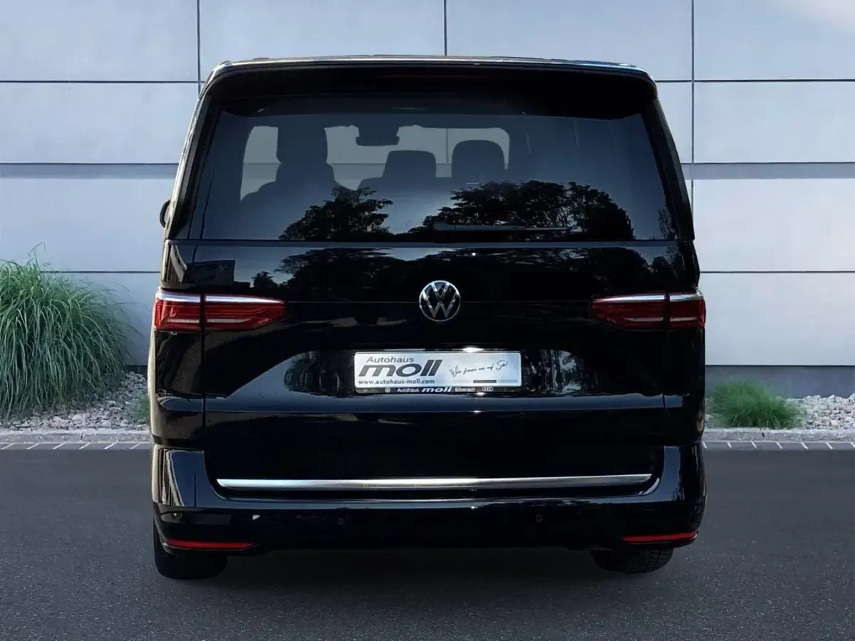 Usado VW Multivan Style 150 HP (110 kW) 2025 Preto Monovolume