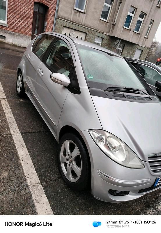 Gebraucht Mercedes A180 110 PS (80 kW) 2008 Silber Kleinwagen