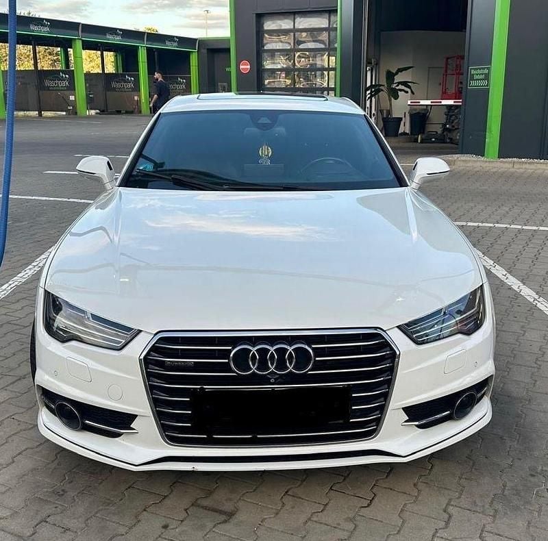Weiß Gebraucht 2018 Audi A7 Limousine | 25.000 € (Fairer Preis) - Bild 1/4
