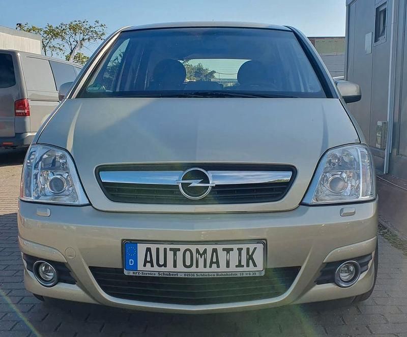 Silber Gebraucht 2008 Opel Meriva Cosmo Van / Kleinbus | 3.990 € (Etwas zu teuer) - Bild 1/4