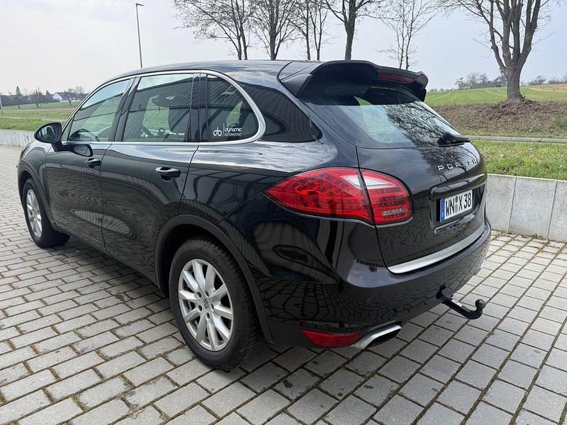 Gebraucht Porsche Cayenne 245 PS (180 kW) 2012 Schwarz SUV