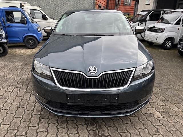 Gebraucht Skoda Rapid Ambition 95 PS (69 kW) 2018 Quarzgrau metallic Limousine