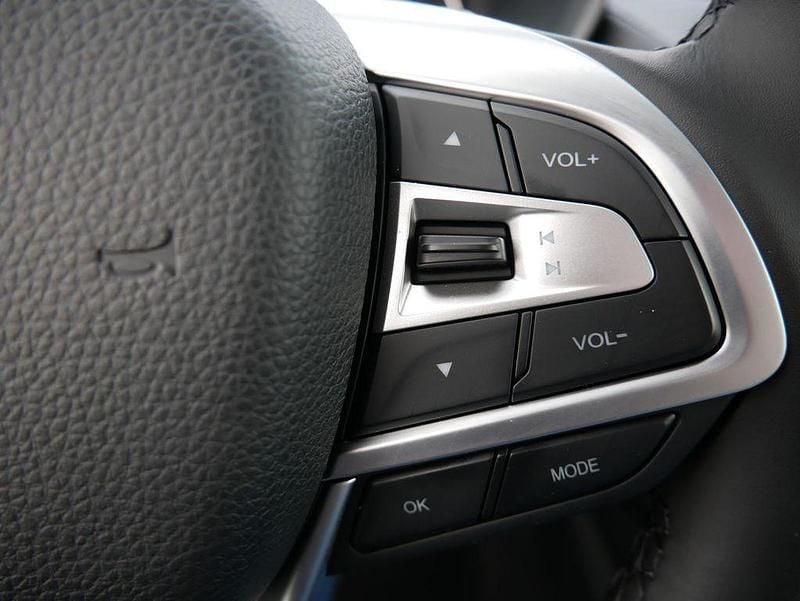 Neu Foton 3 162 PS (119 kW) 2026 Schwarz SUV