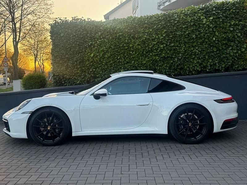 Gebraucht Porsche 911 Carrera 385 PS (283 kW) 2023 Weiß Coupé