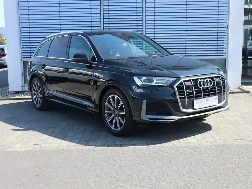 Gebraucht Audi Q7 S-Line 340 PS (250 kW) 2022 Mythosschwarz metallic SUV