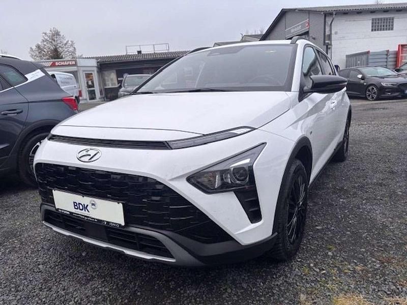 Gebraucht Hyundai Bayon 101 PS (74 kW) 2023 Atlas white / sol SUV