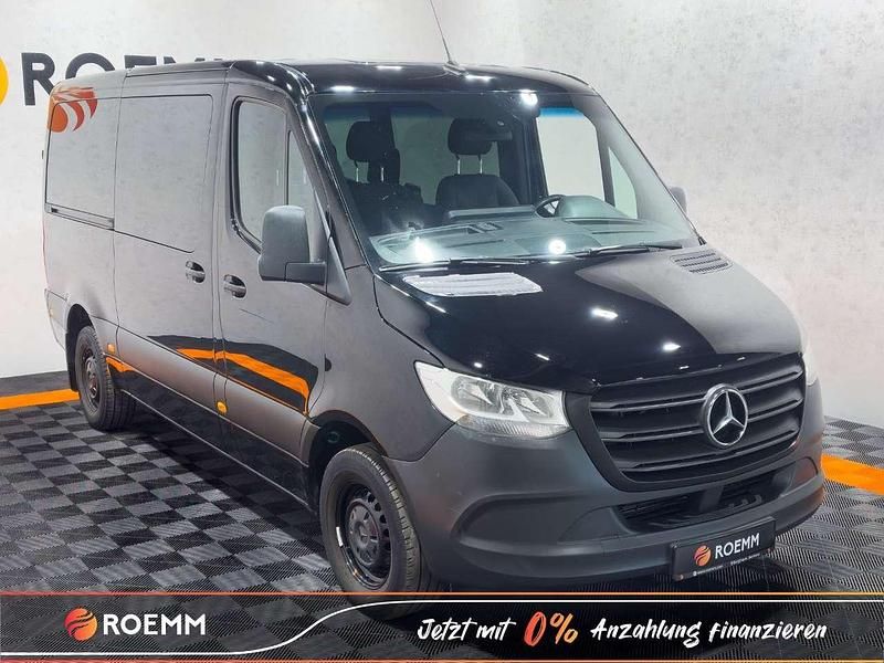 Gebraucht Mercedes Sprinter 163 PS (119 kW) 2021 Schwarz/baltic black Van