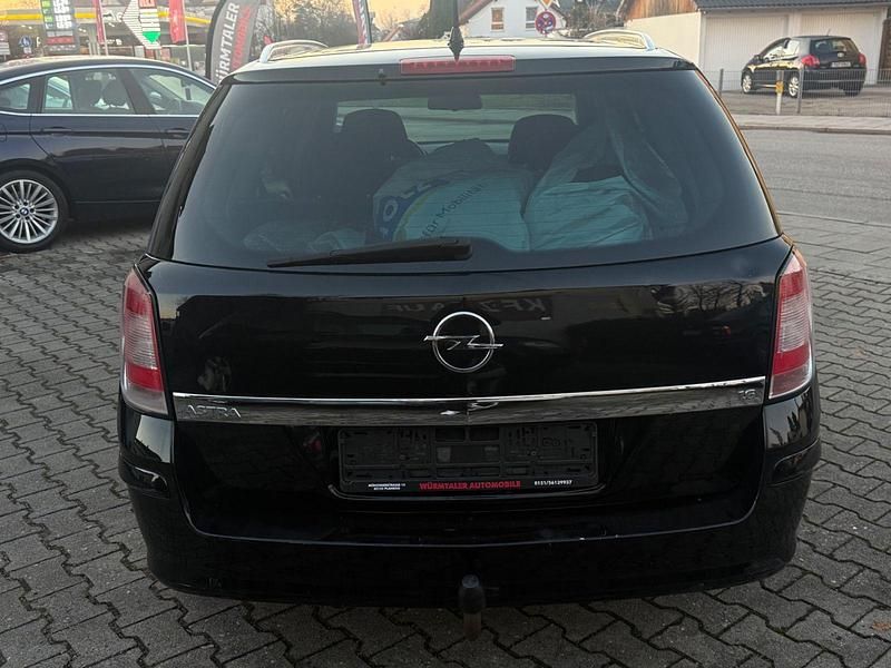 Gebraucht Opel Astra 116 PS (85 kW) 2008 Schwarz Kombi