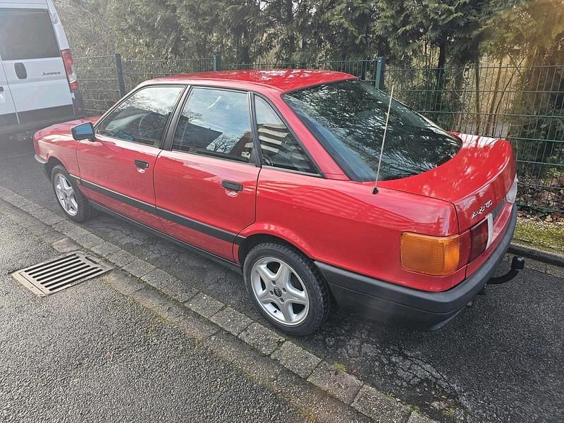 Gebraucht Audi 80 69 PS (50 kW) 1991 Rot Limousine