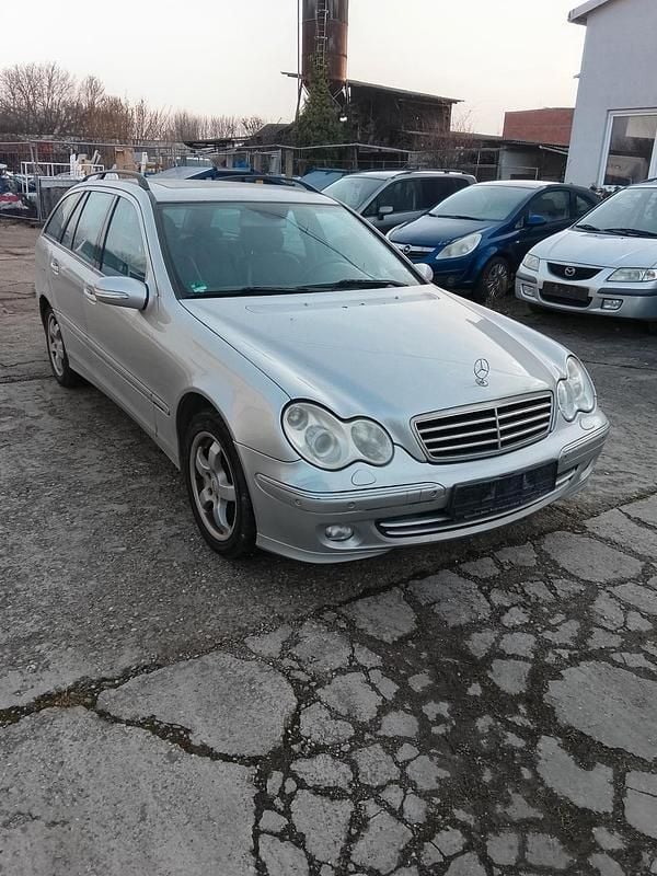 Gebraucht Mercedes C270 170 PS (125 kW) 2004 Grau Kombi