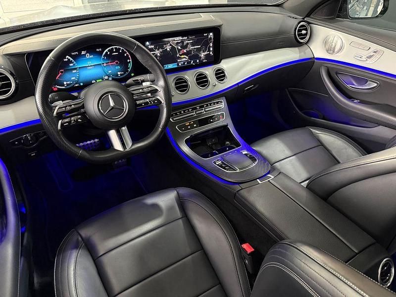 Gebraucht Mercedes E300 AMG 194 PS (142 kW) 2023 Grau Limousine