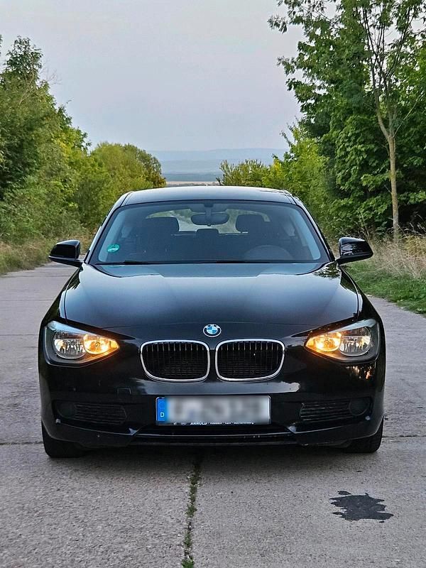 Schwarz Gebraucht 2025 BMW 114 Kleinwagen | 5.850 € - Bild 1/4