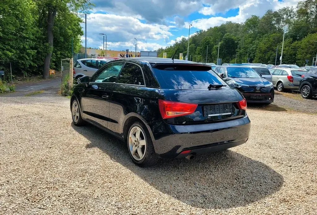 Gebraucht Audi A1 Ambition 86 PS (63 kW) 2011 Schwarz Kleinwagen