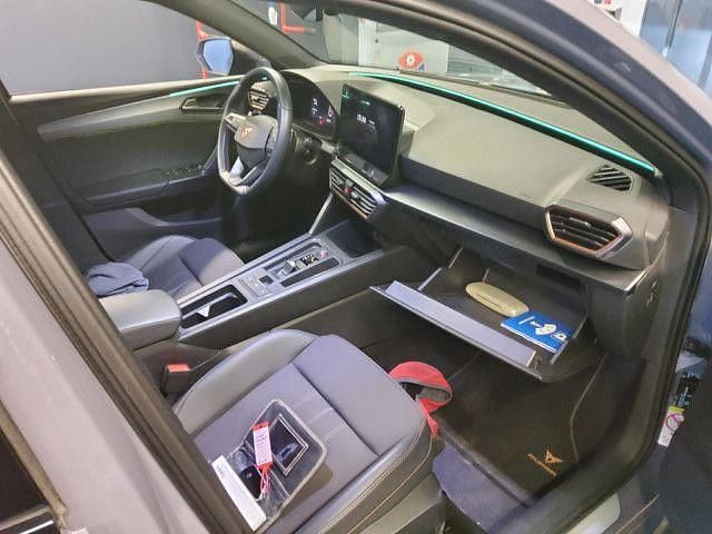 Gebraucht Cupra Leon VZ 245 PS (180 kW) 2023 Graphene grau Kombi