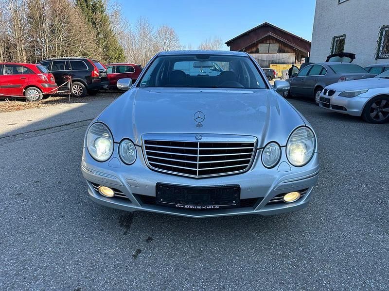 Gebraucht Mercedes E280 Avantgarde 190 PS (139 kW) 2006 Silber Limousine