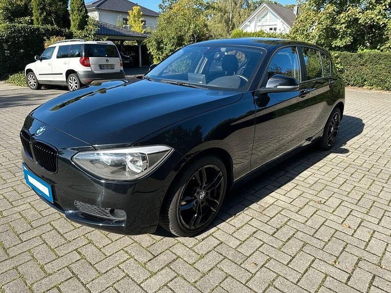 Schwarz Gebraucht 2015 BMW 114 Advantage Kleinwagen | 8.350 € (Guter Preis) - Bild 1/4