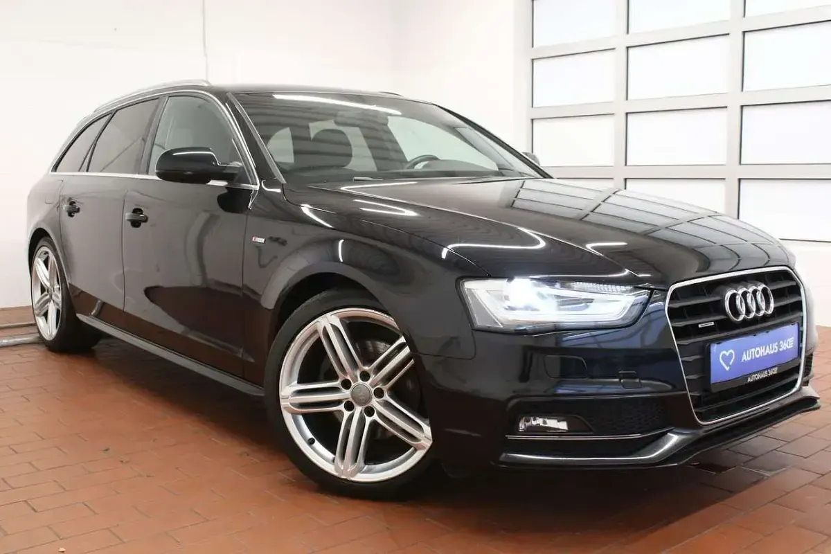 Gebraucht Audi A4 S-Line 177 PS (130 kW) 2014 Phantomschwarz Kombi