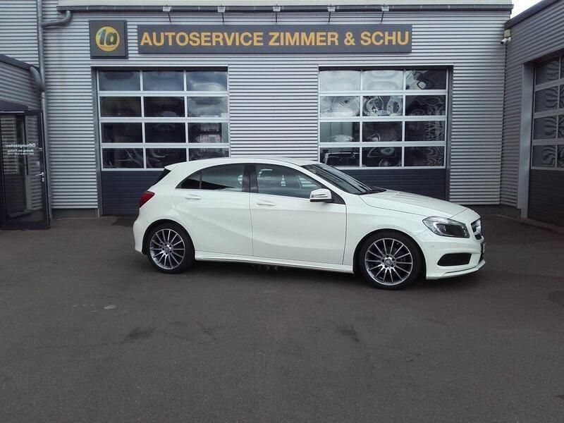 Weiß Gebraucht 2014 Mercedes A200 Limousine | 14.900 € (Etwas zu teuer) - Bild 1/4