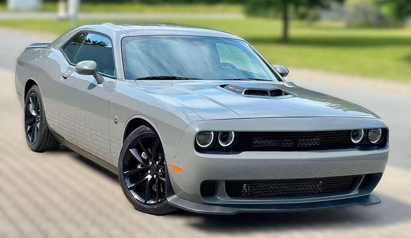 Grau Gebraucht 2019 Dodge Challenger Coupé | 41.980 € (Teuer) - Bild 1/4