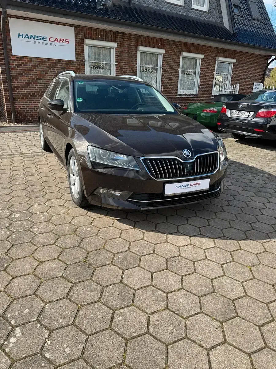 Gebraucht Skoda Superb 190 PS (139 kW) 2017 Kombi