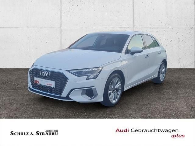 Weiß Gebraucht 2022 Audi A3 Advanced Plus Limousine | 24.490 € (Fairer Preis) - Bild 1/4