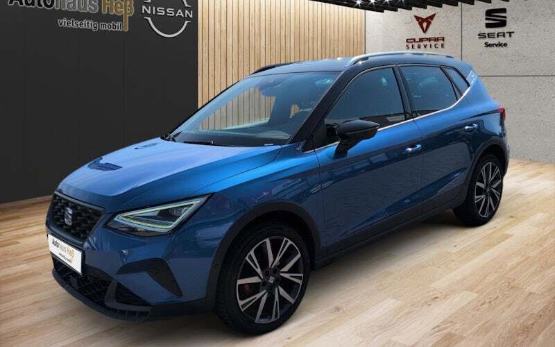 Blau Gebraucht 2024 Seat Arona FR SUV | 24.490 € (Fairer Preis) - Bild 1/4
