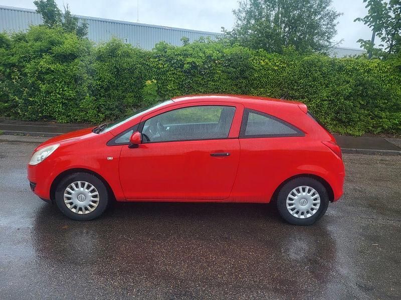 Rot Gebraucht 2009 Opel Corsa Selection Kleinwagen | 2.599 € (Fairer Preis) - Bild 1/4