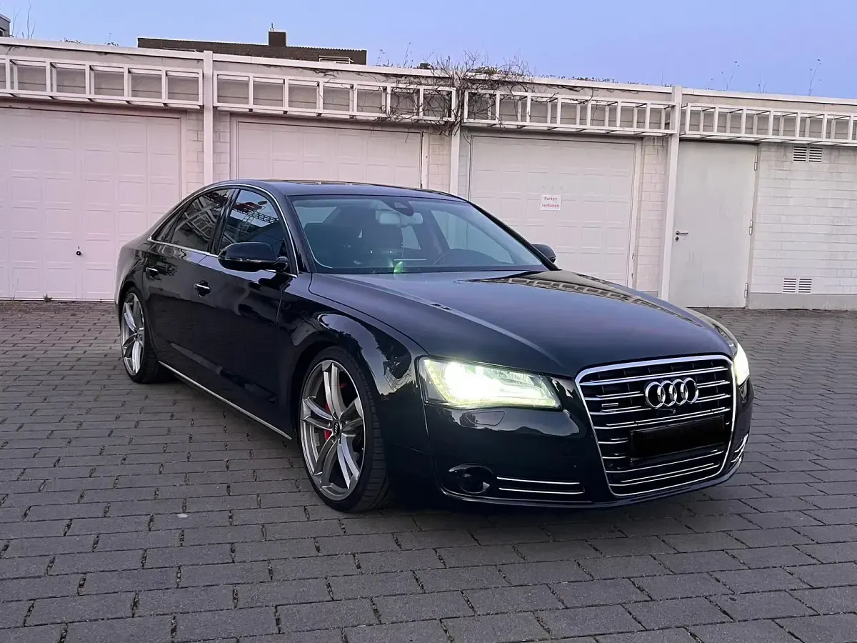 Second-hand Audi A8 258 CP (189 kW) 2012 Negru Berlinǎ