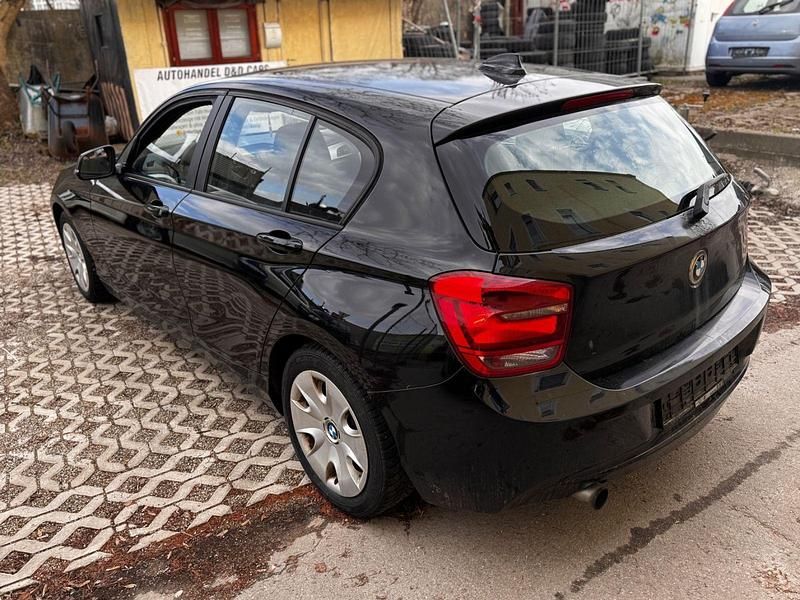 Gebraucht BMW 116 136 PS (100 kW) 2012 Schwarz Kleinwagen