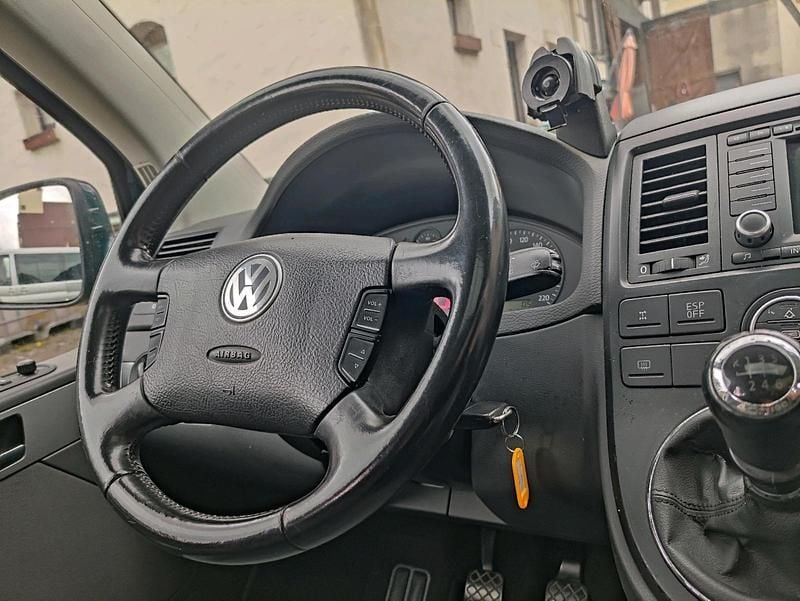 Usata VW T5 174 CV (127 kW) 2007 Verde Furgone