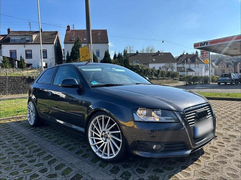 Gebraucht Audi A3 S-Line 125 PS (91 kW) 2010 Grau Kleinwagen
