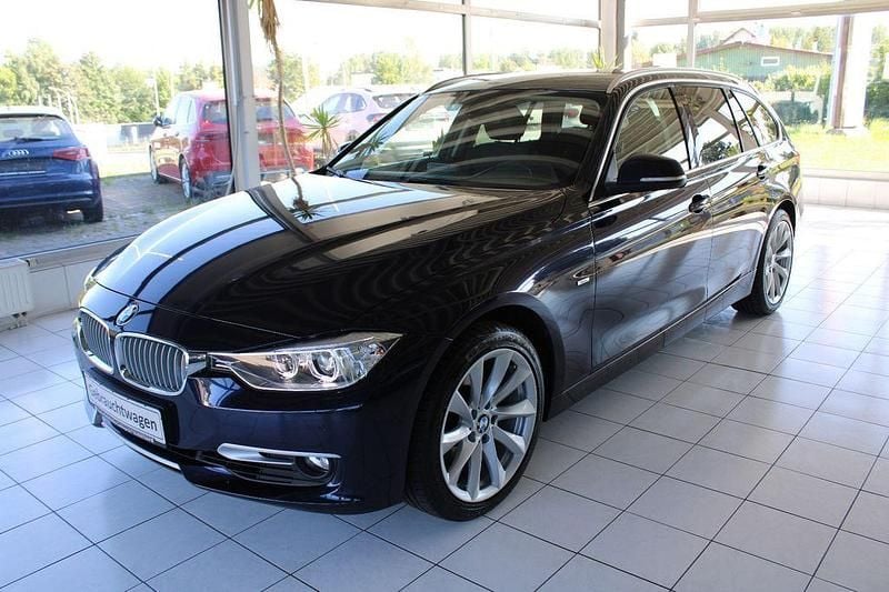 Blau Gebraucht 2013 BMW 328 Performance Kombi | 15.500 € (Etwas zu teuer) - Bild 1/4