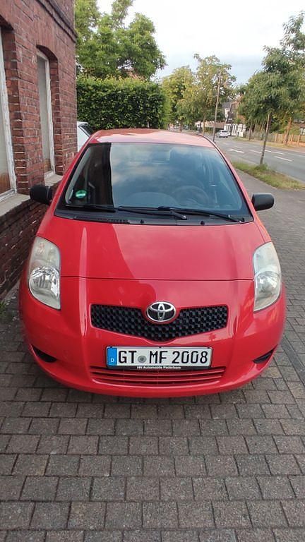 Schwarz Gebraucht 2007 Toyota Yaris Cool Limousine | 1.850 € (Guter Preis) - Bild 1/4