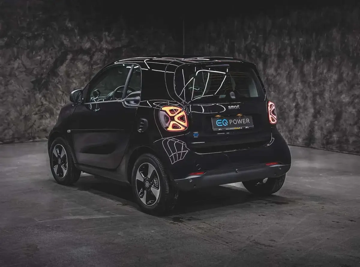 Gebraucht Smart ForTwo Electric Drive Passion Exclusive 60 kW (82 PS) 2024 Schwarz Coupé